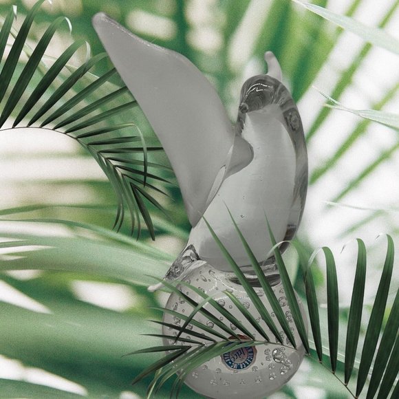 I W Rice and Company Solid Clear Art Glass Dove Paperweight with Frosted Wings - Picture 7 of 16